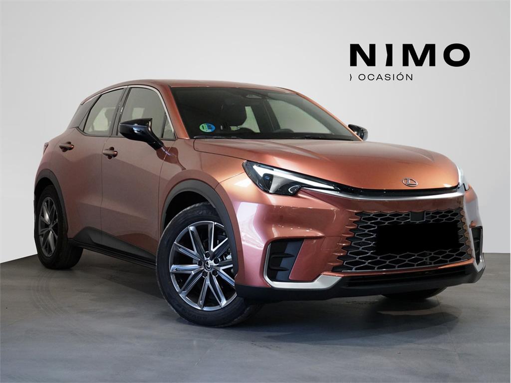 LEXUS LBX (1.5 136cv HEV Elegant+) en Sevilla