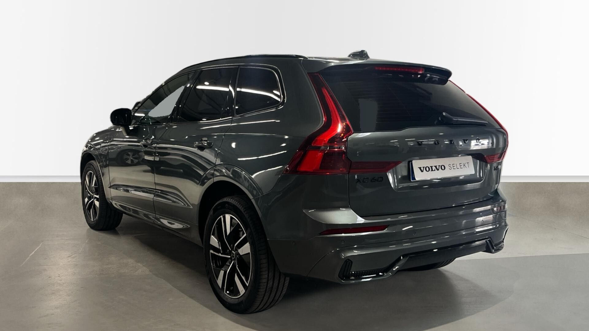 Foto del VOLVO XC60 T6 Recharge Plus Dark