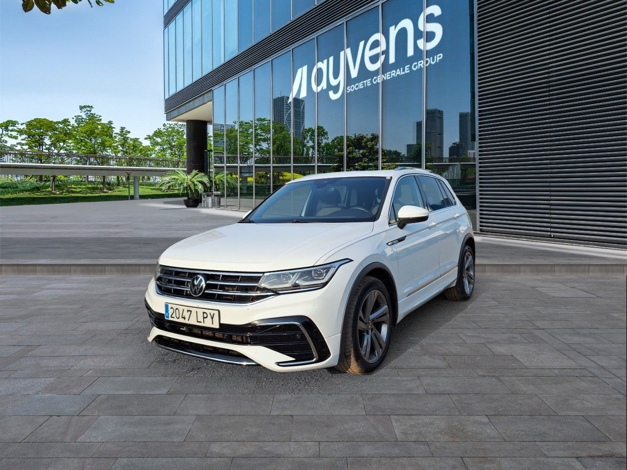 VOLKSWAGEN Tiguan (R-Line 2.0 TDI 110 kW (150 CV) DSG) en Madrid