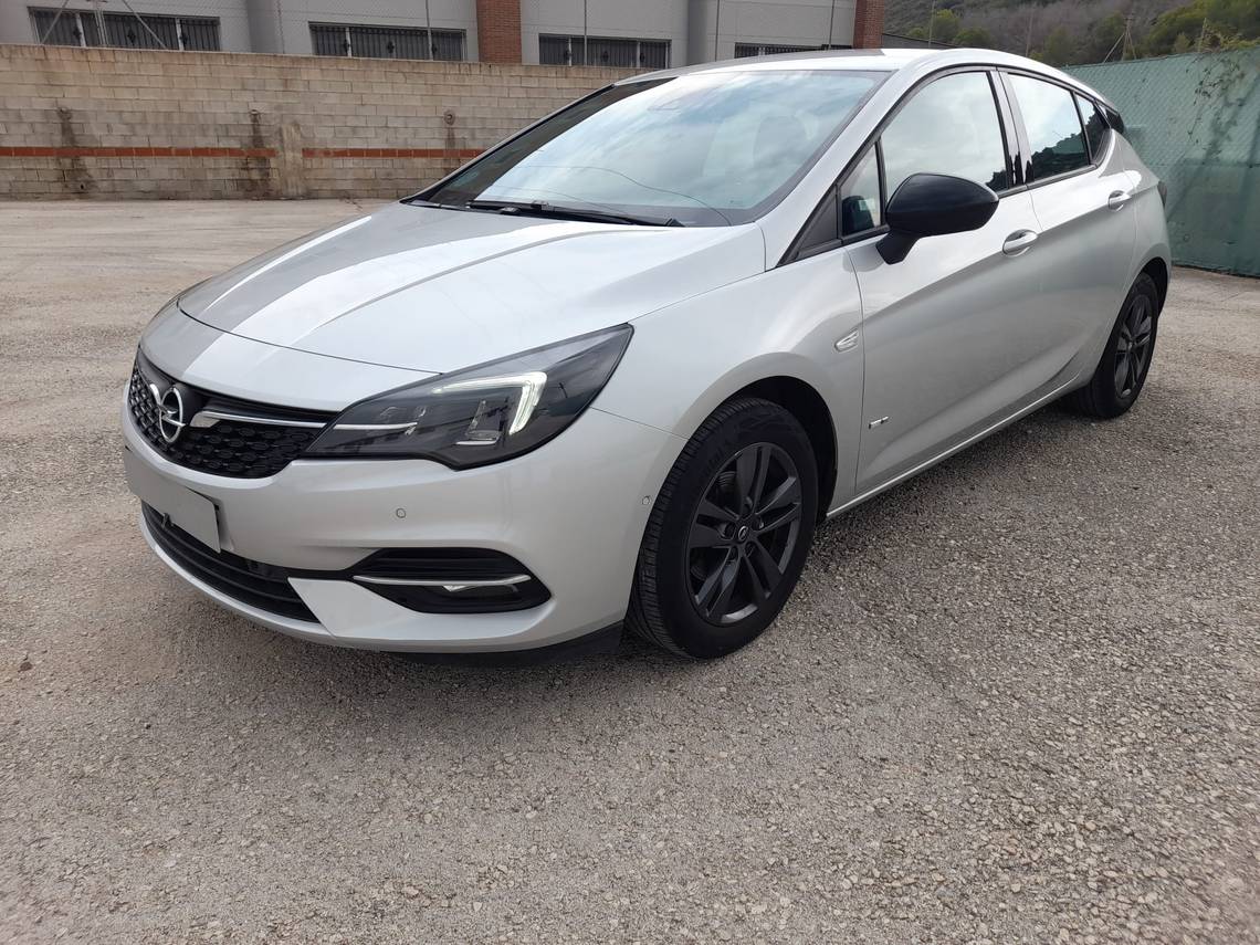 OPEL Astra (1.2T SHL 81kW (110CV) Design & Tech) en Alicante