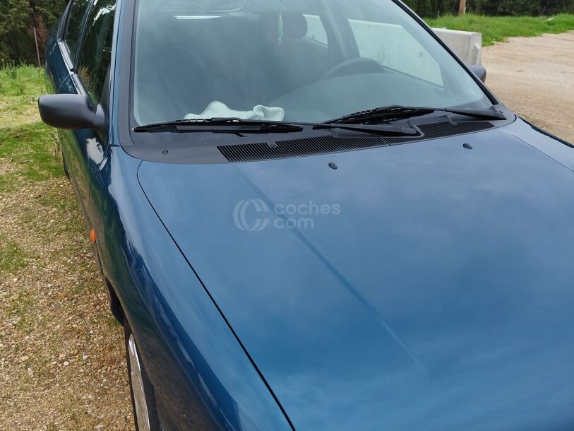 Foto del FORD Mondeo 1.8i 16v CLX