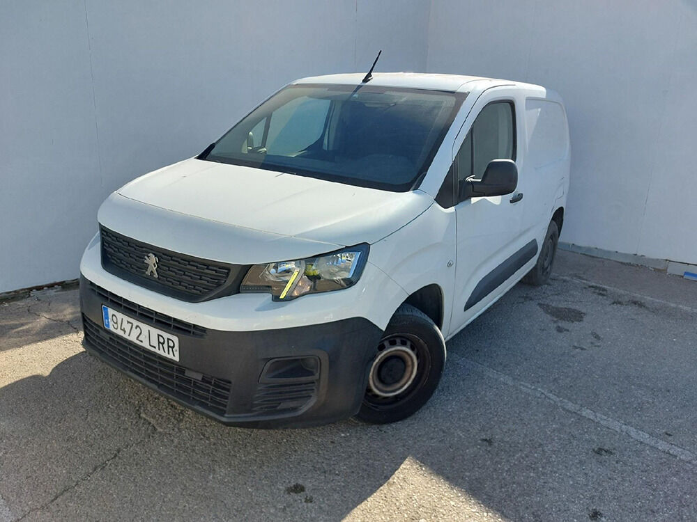 PEUGEOT Partner (Premium Standard 600kg BlueHDi 73kW) en Barcelona
