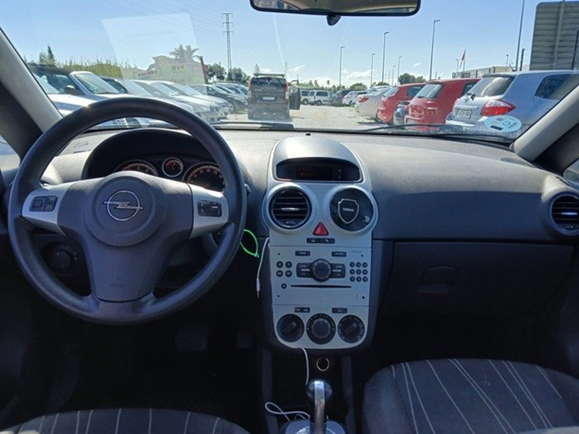 Imagen 2 de OPEL Corsa