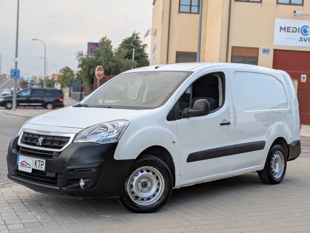 Foto del PEUGEOT Partner 1.6BlueHDI S&S Pro Long 1000kg 100
