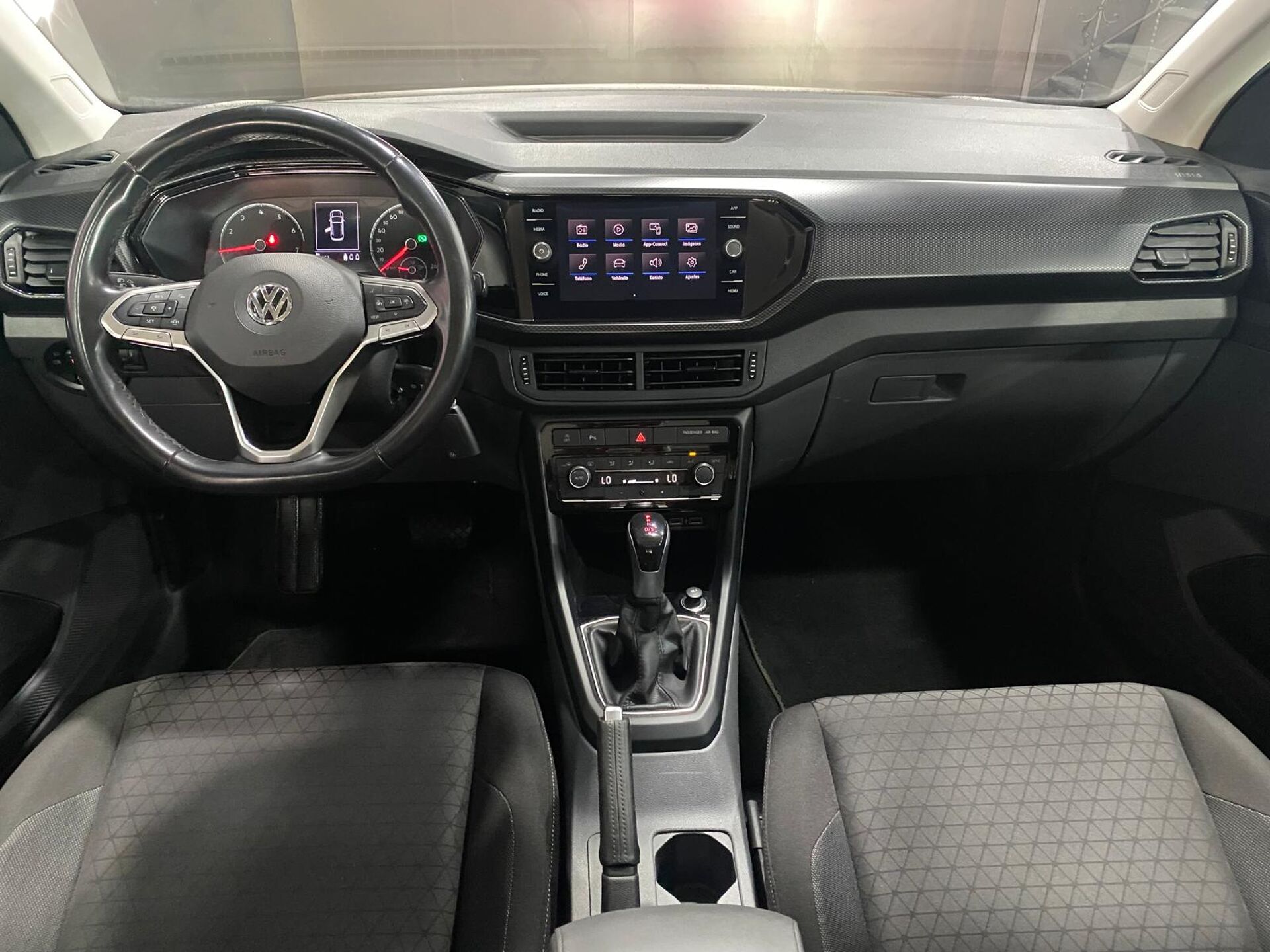 Imagen 2 de VOLKSWAGEN T-Cross