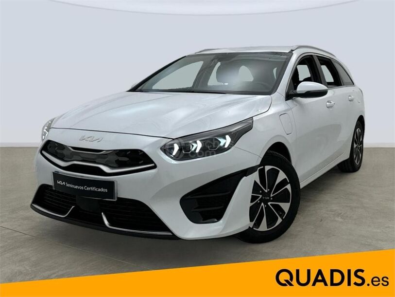 Foto del KIA Ceed Tourer 1.6 PHEV eDrive Aut.