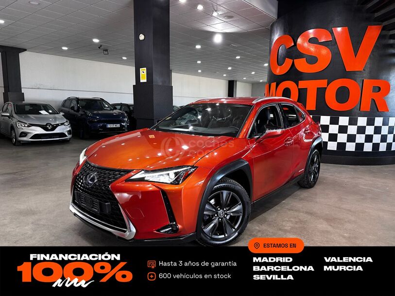 Foto del LEXUS UX 250h Business 4WD