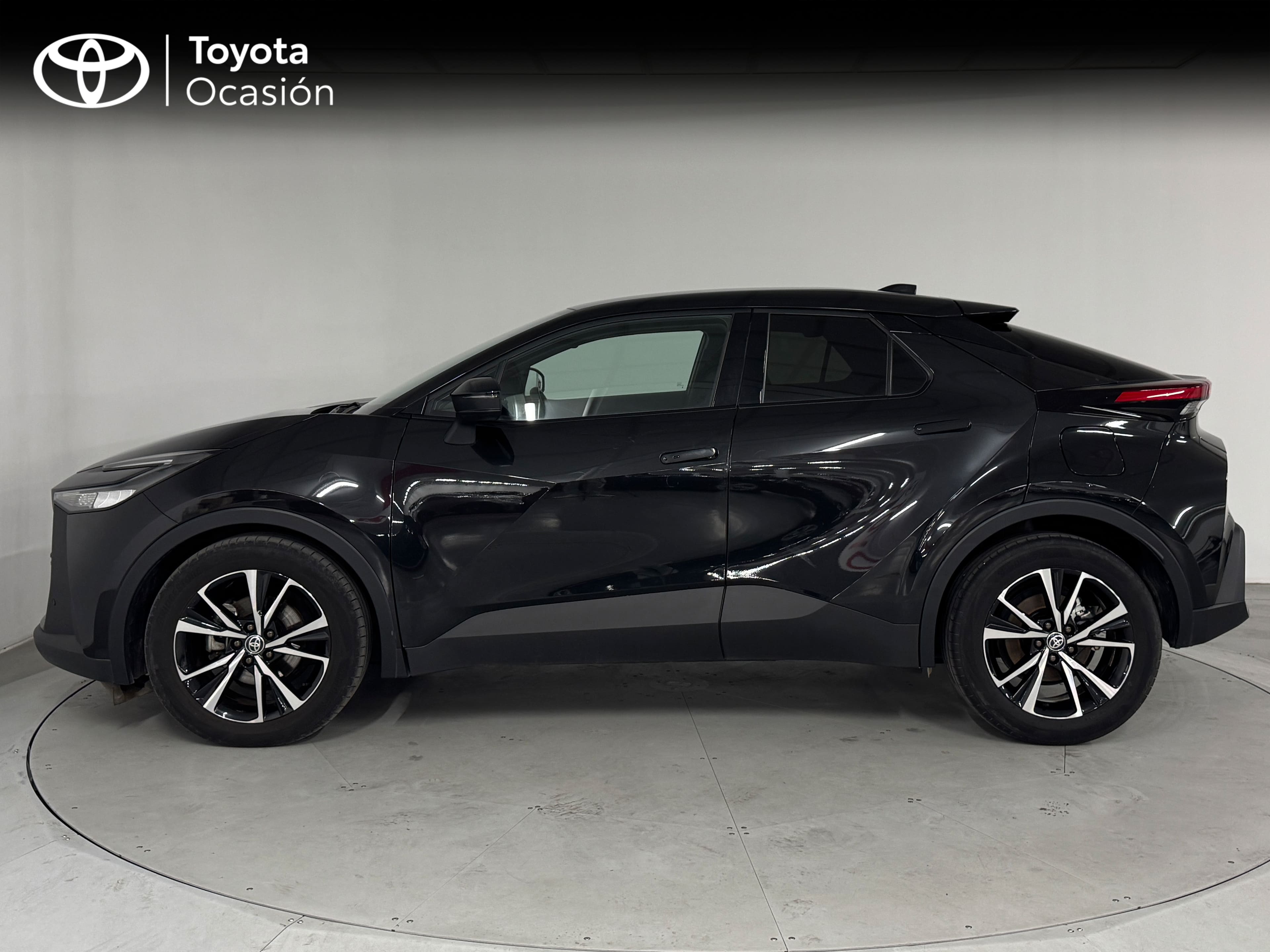 Foto del TOYOTA C-HR 140H Advance