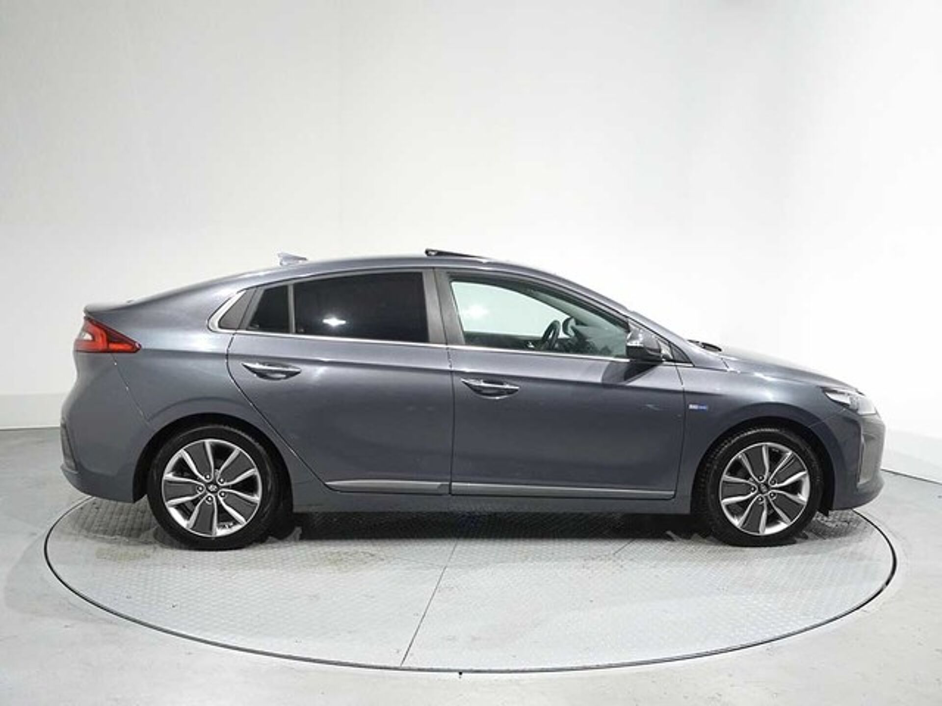 Imagen 3 de HYUNDAI Ioniq