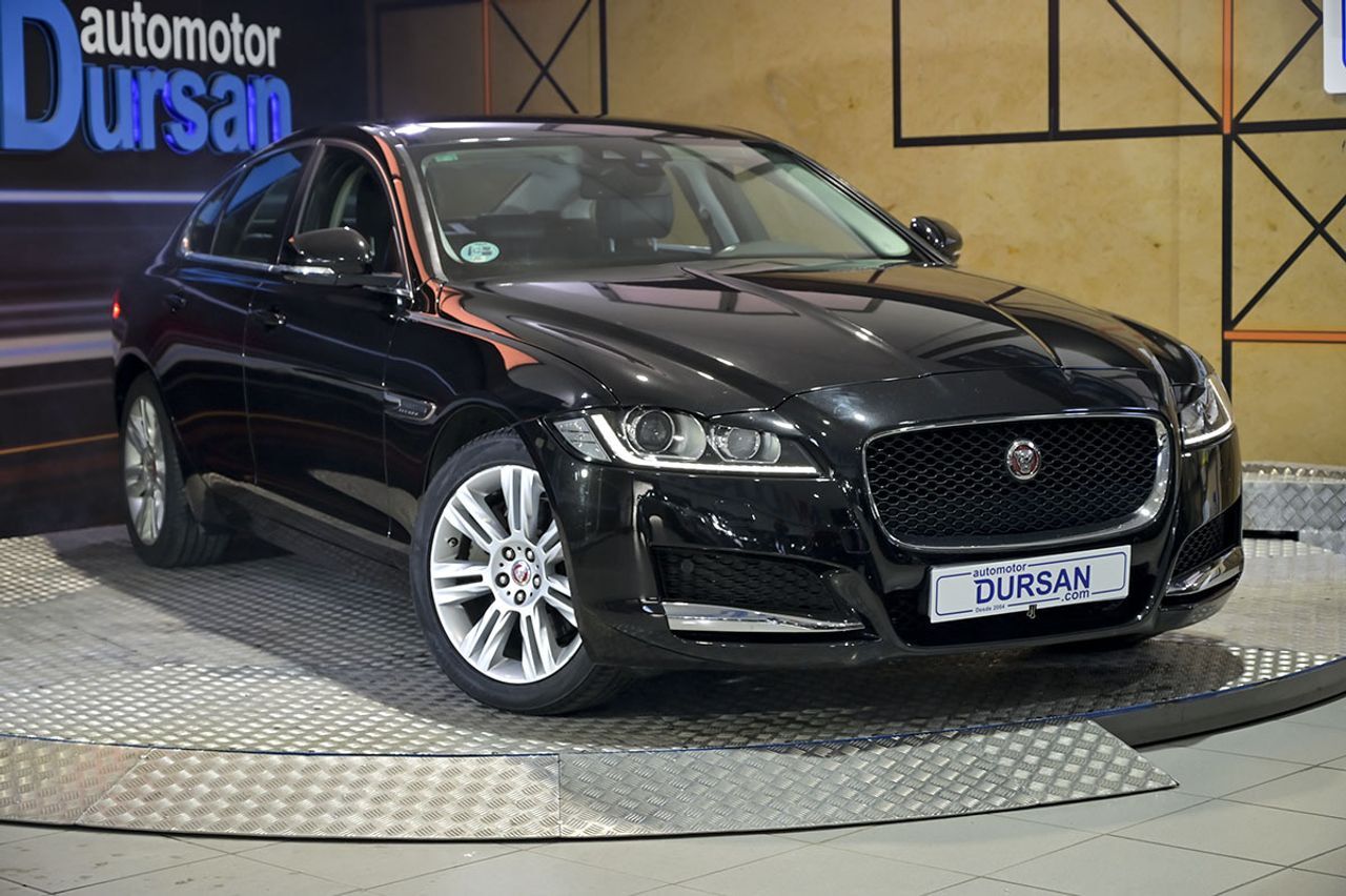 Foto del JAGUAR XF 2.0i4D Portfolio Aut. 180