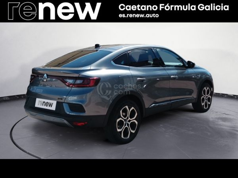 Foto del RENAULT Arkana 1.6 E-Tech Techno 105kW