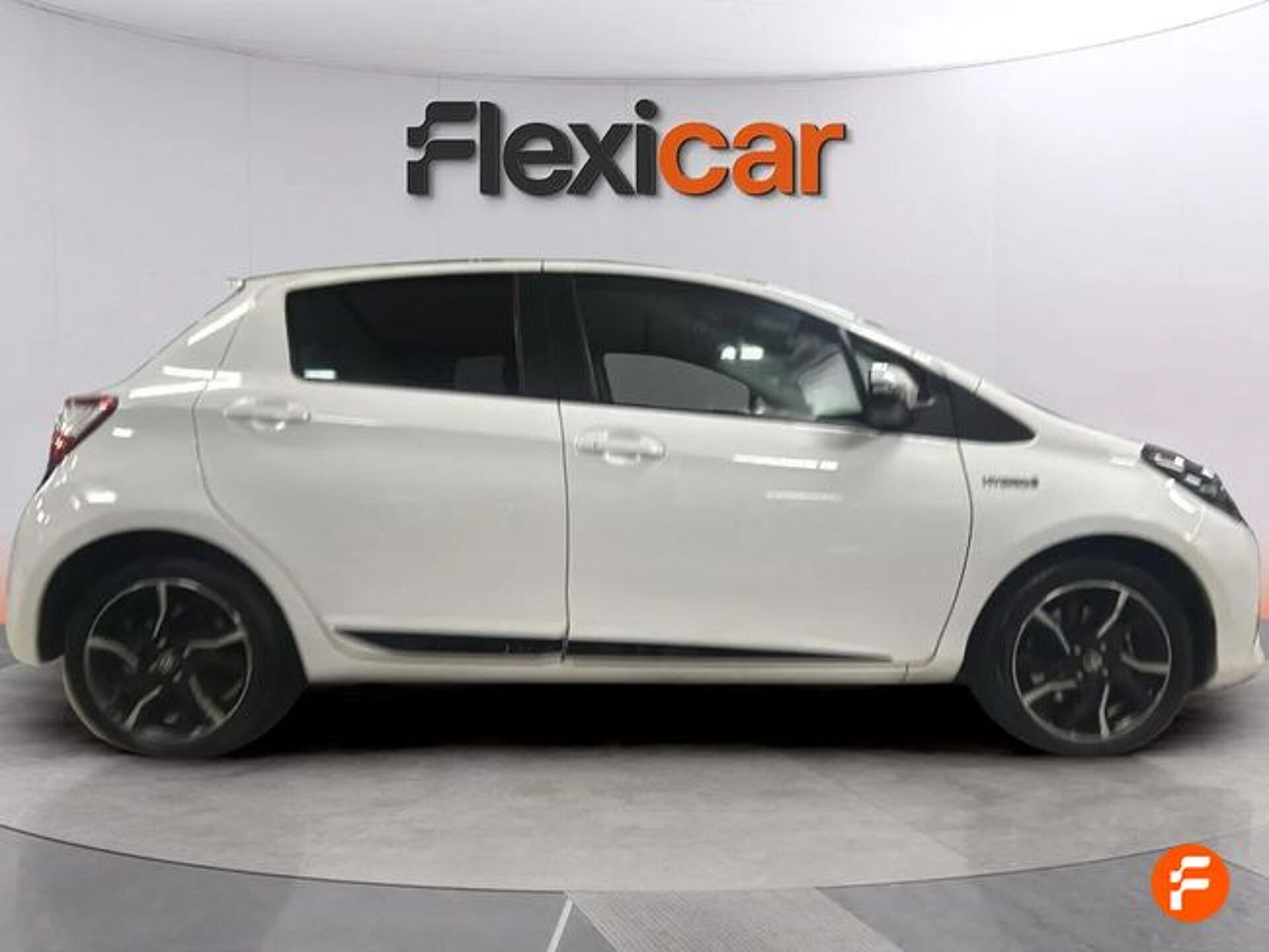 Imagen 2 de TOYOTA Yaris