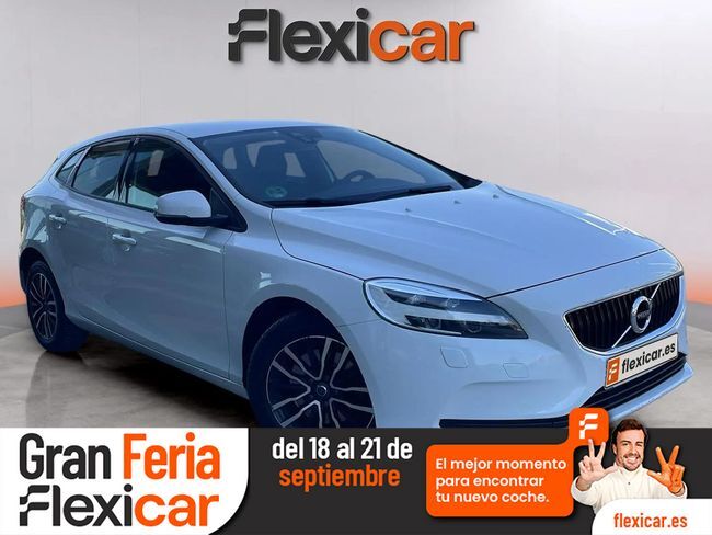 VOLVO V40 (2.0 T2) en Madrid