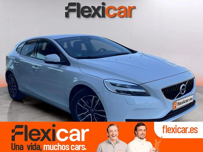 VOLVO V40 (2.0 T2) en Madrid