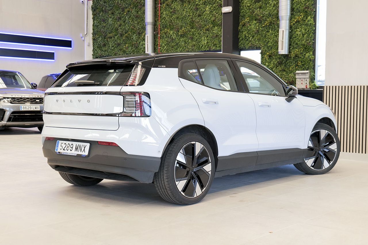Foto del VOLVO EX30 Twin Plus AWD