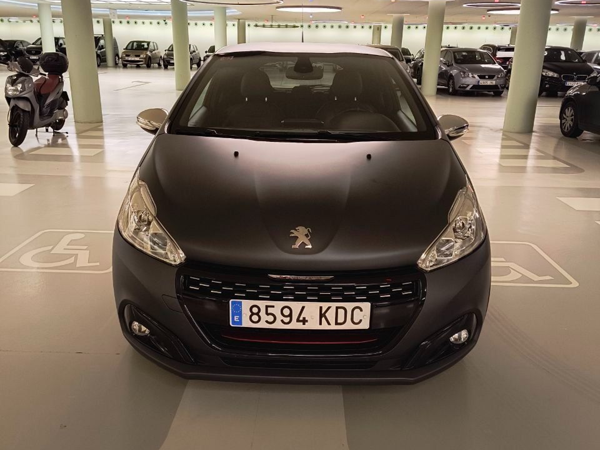 Imagen de PEUGEOT 208