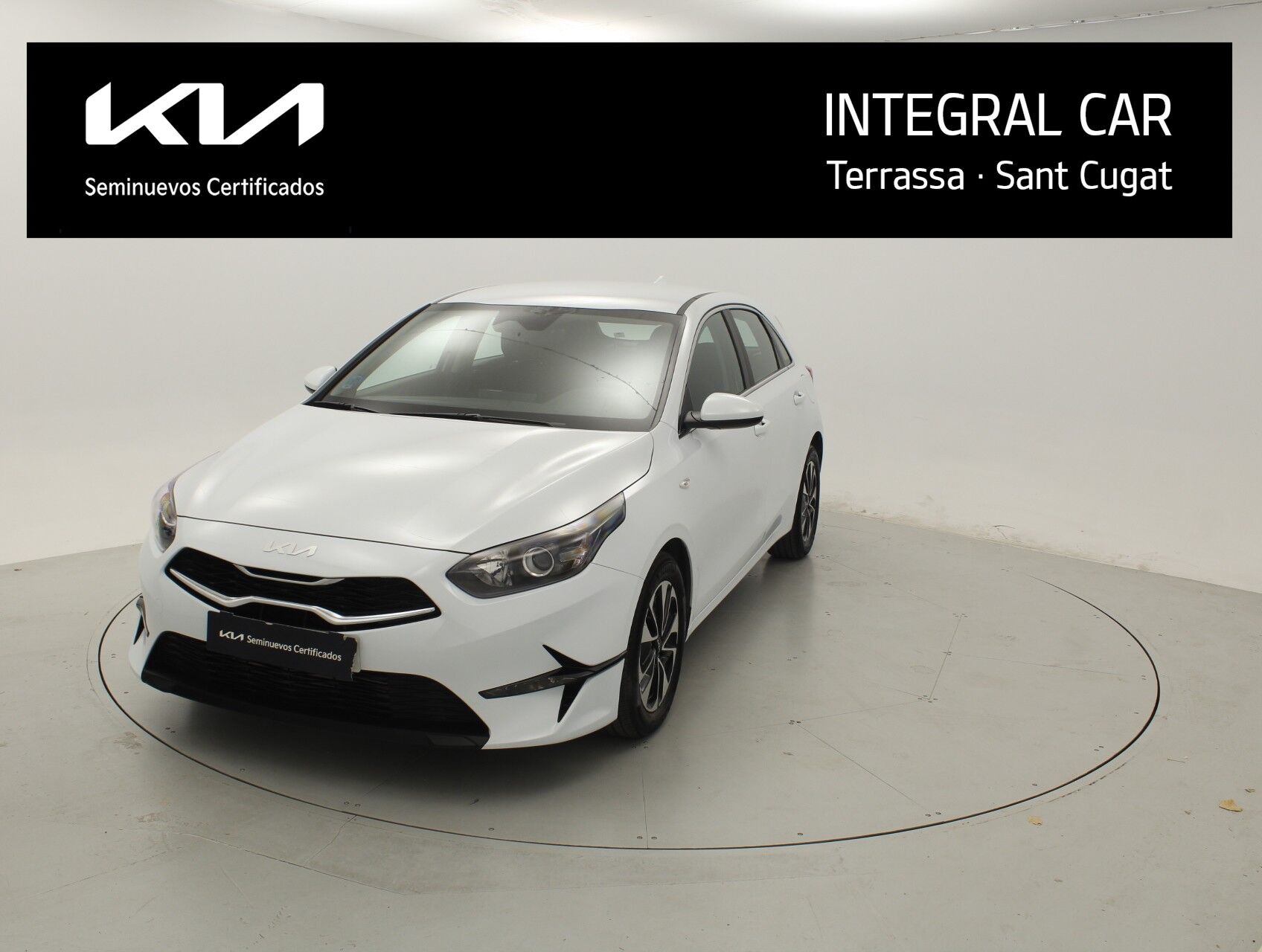 KIA Ceed (Berlina 1.0 MHEV 74KW DRIVE DCT 100 5P) en Barcelona