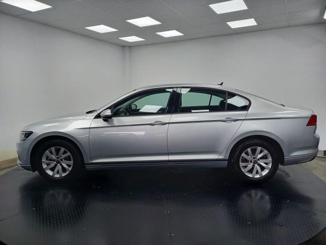 Foto del VOLKSWAGEN Passat 2.0TDI Advance 110kW