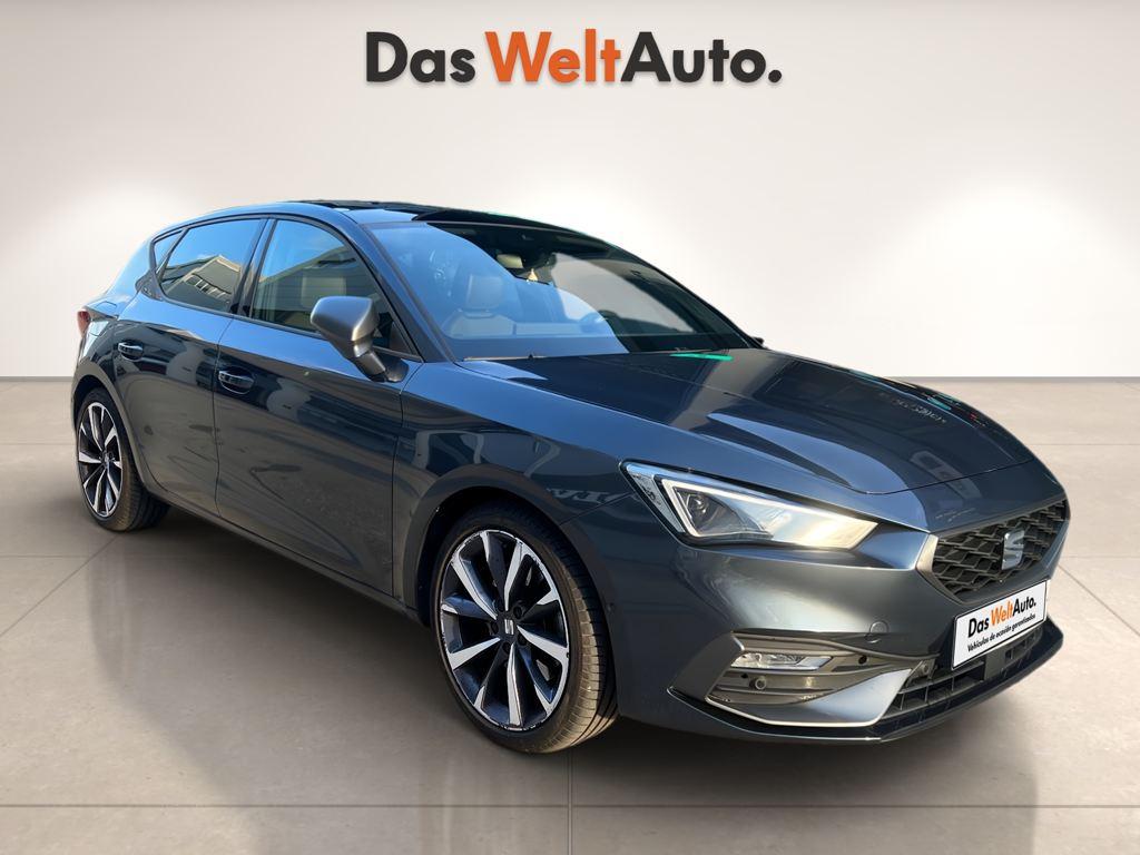 SEAT León (1.5 eTSI S&S FR Go L DSG 110 kW (150 CV)) en Barcelona