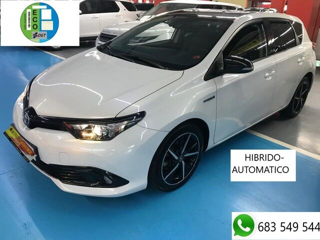 TOYOTA Auris (140H Hybrid Active 100 kW (136 CV)) en Barcelona