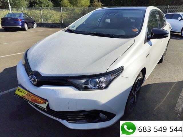 TOYOTA Auris (140H Hybrid Active 100 kW (136 CV)) en Barcelona