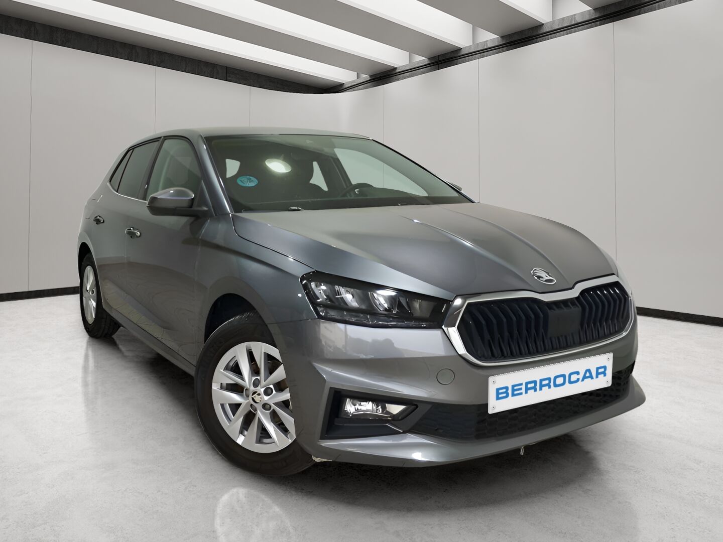 SKODA Fabia (1.0 MPI Selection 59 kW (80 CV)) en Sevilla