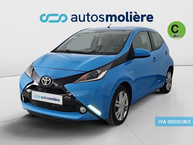 TOYOTA Aygo (1.0 70 x-play 51 kW (69 CV)) en Málaga