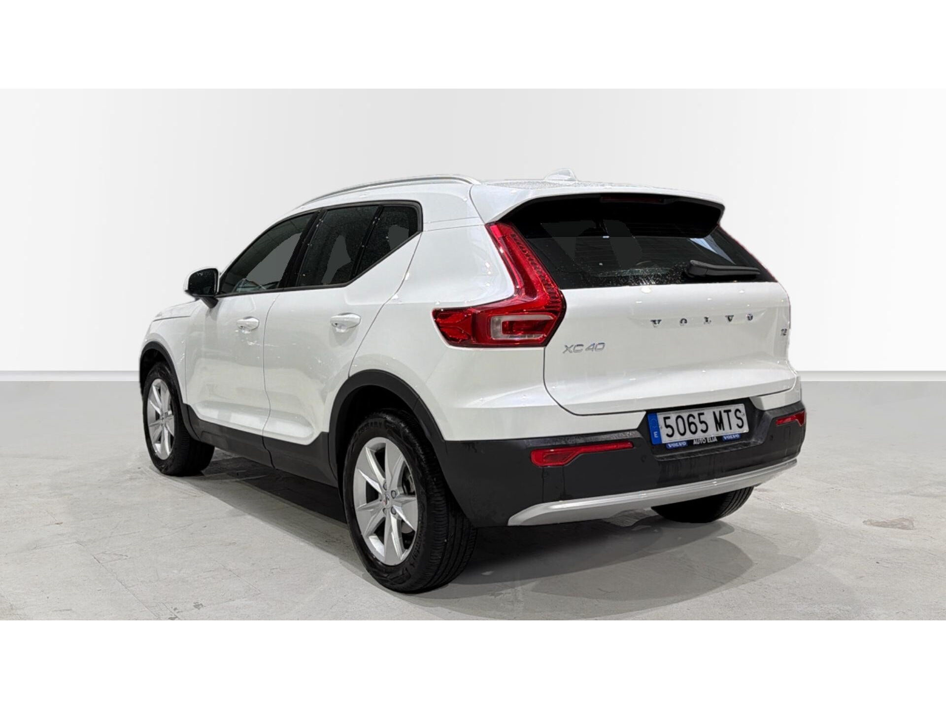 Imagen 2 de VOLVO XC40