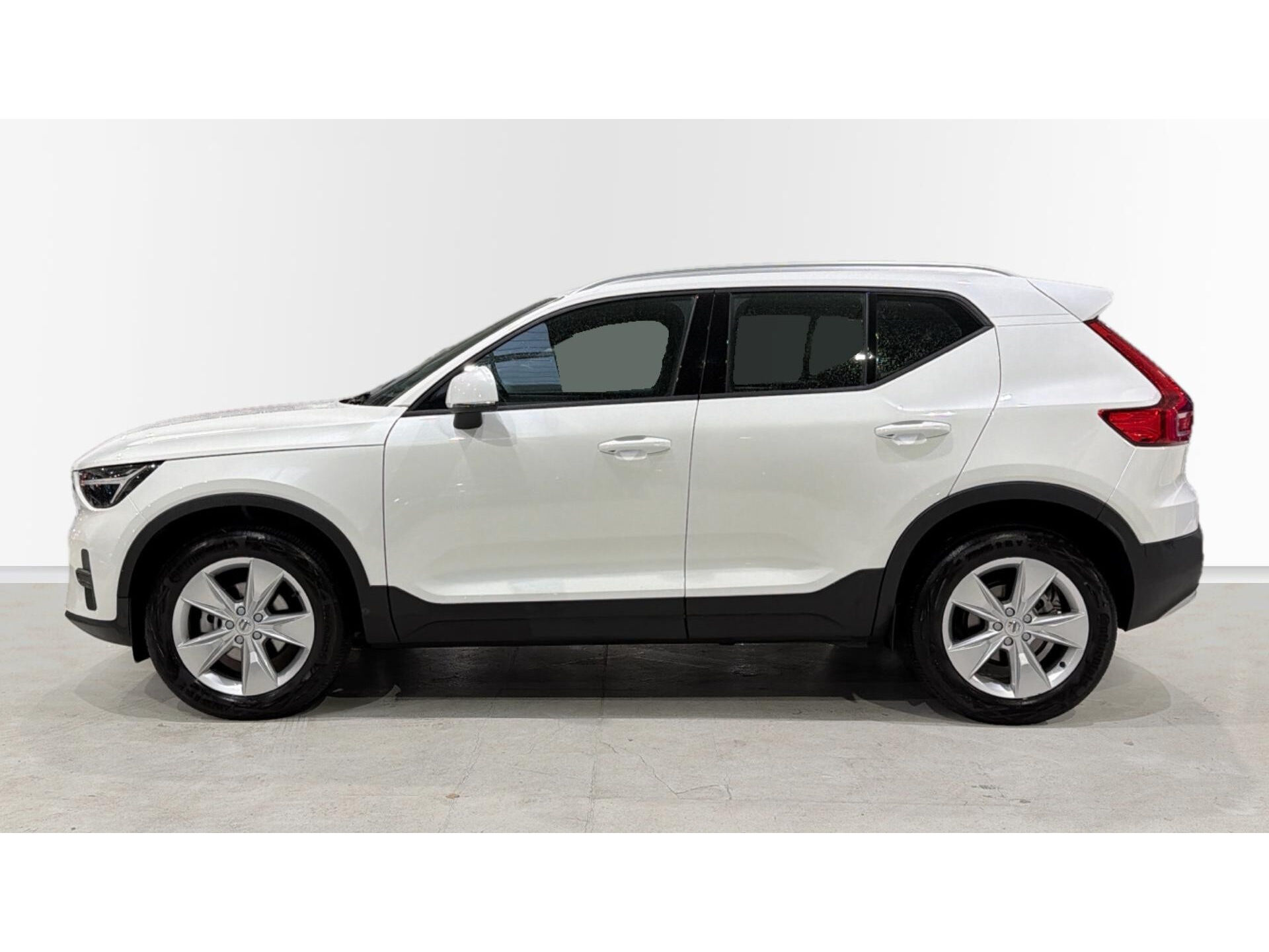 Imagen 3 de VOLVO XC40