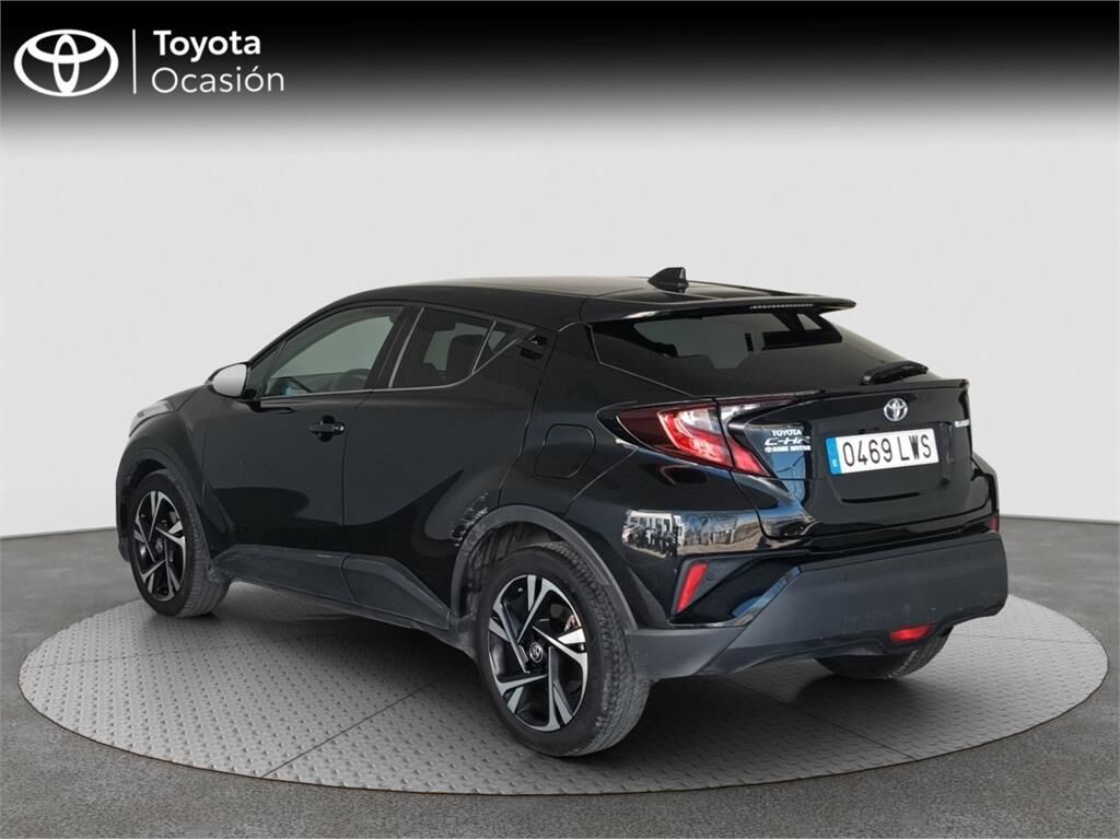 Foto del TOYOTA C-HR 125H Advance