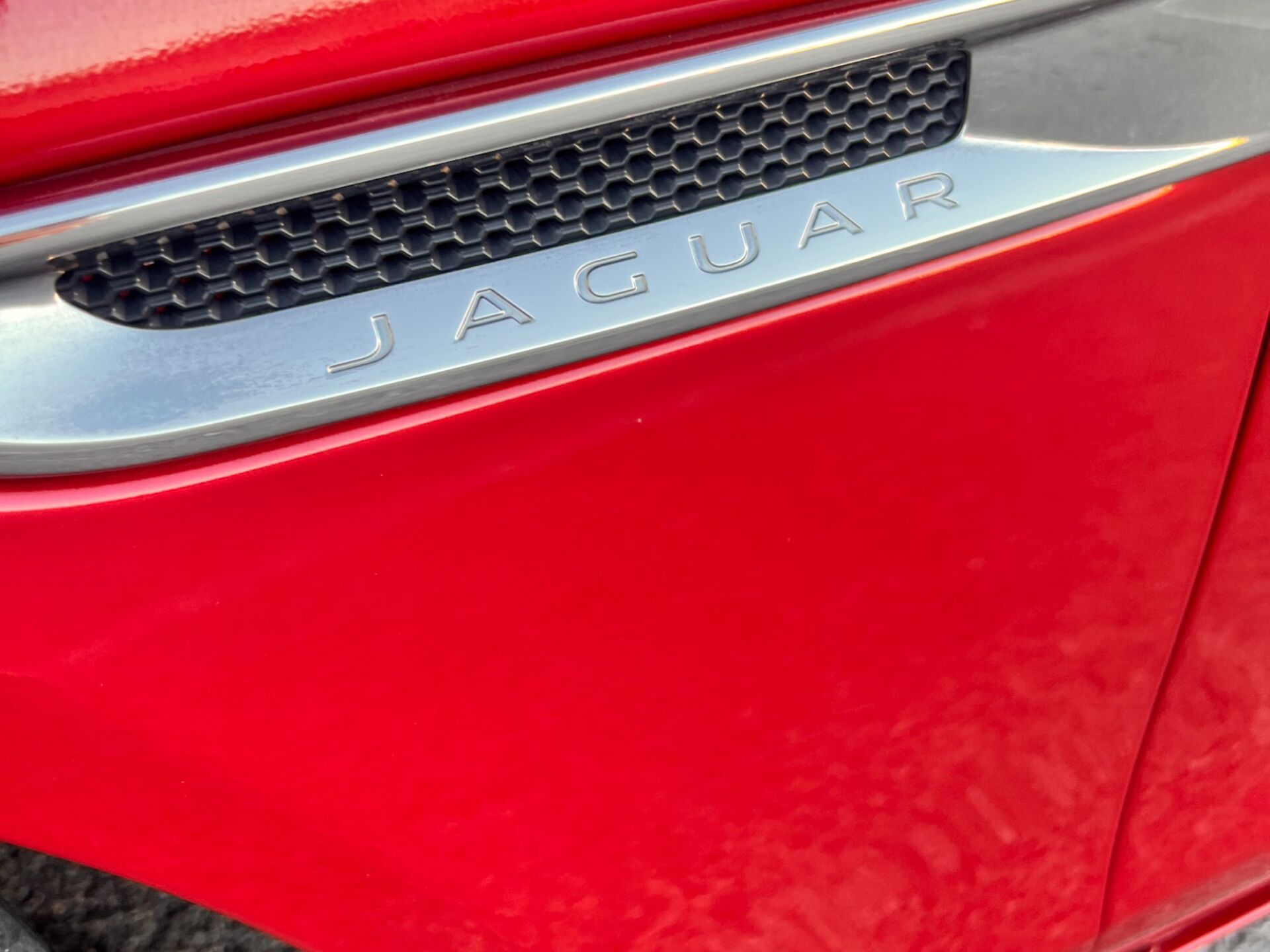 Imagen 2 de JAGUAR XE