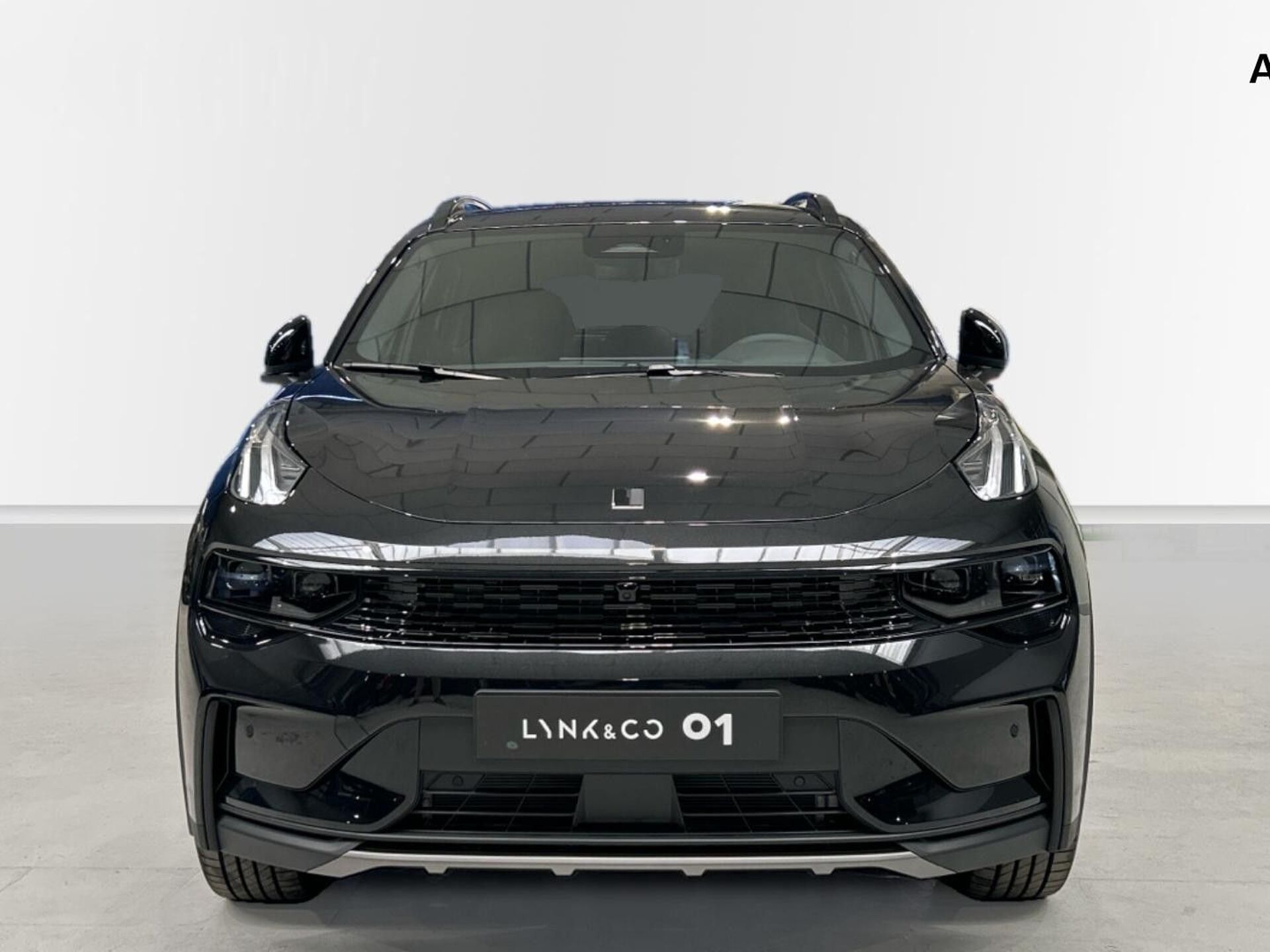 Imagen 3 de LYNK & CO 01