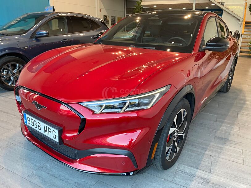 Foto del FORD Mustang Mach-E Premium AWD Rango estandar