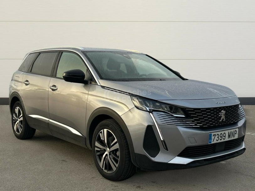 Foto del PEUGEOT 5008 Hybrid Allure Pack 136 eDCS6