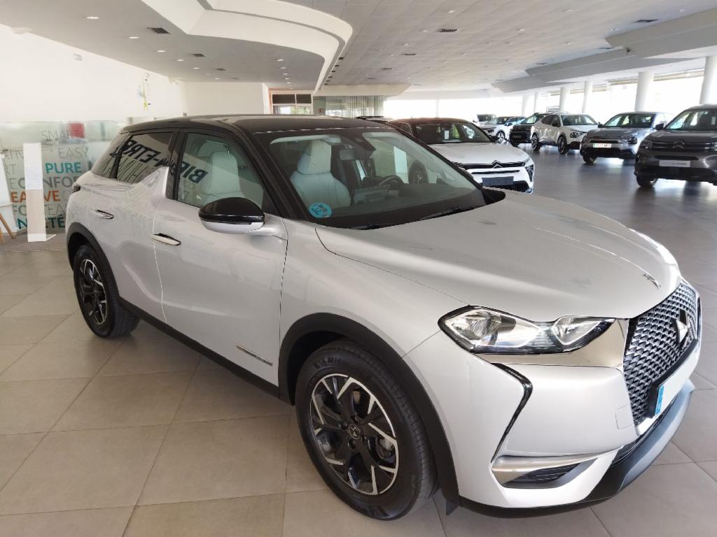 DS DS3 Crossback (1.2 PURETECH 73KW CONNECTED CHIC 5P) en Badajoz