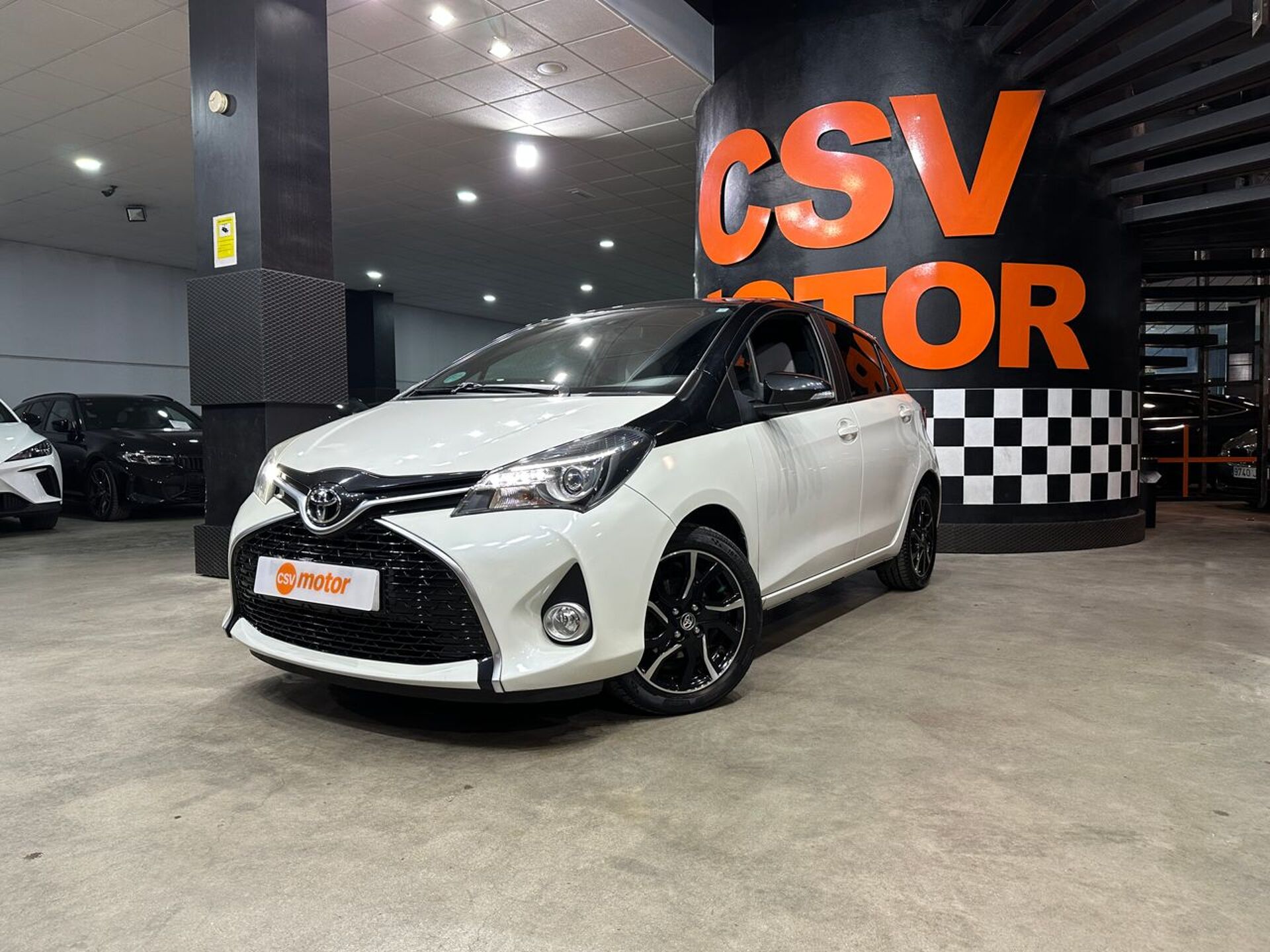 Imagen 2 de TOYOTA Yaris