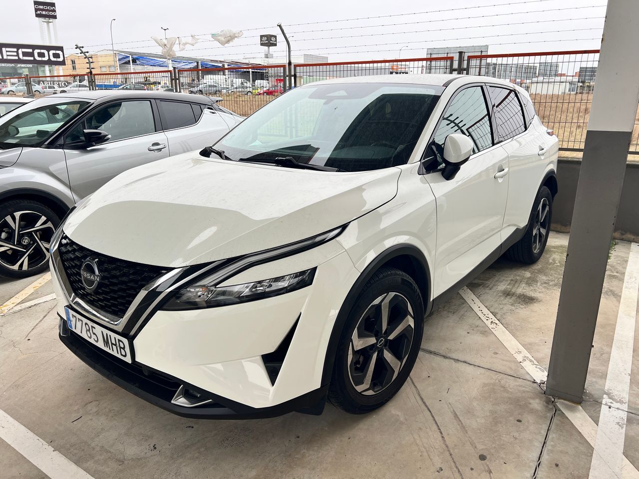 NISSAN Qashqai (DIG-T 103kW N-Connecta) en Madrid