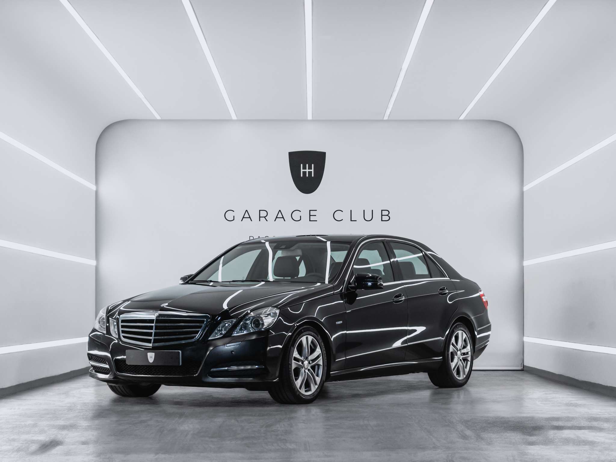 MERCEDES Clase E (E 220 CDI Avantgarde BlueEfficiency) en Barcelona