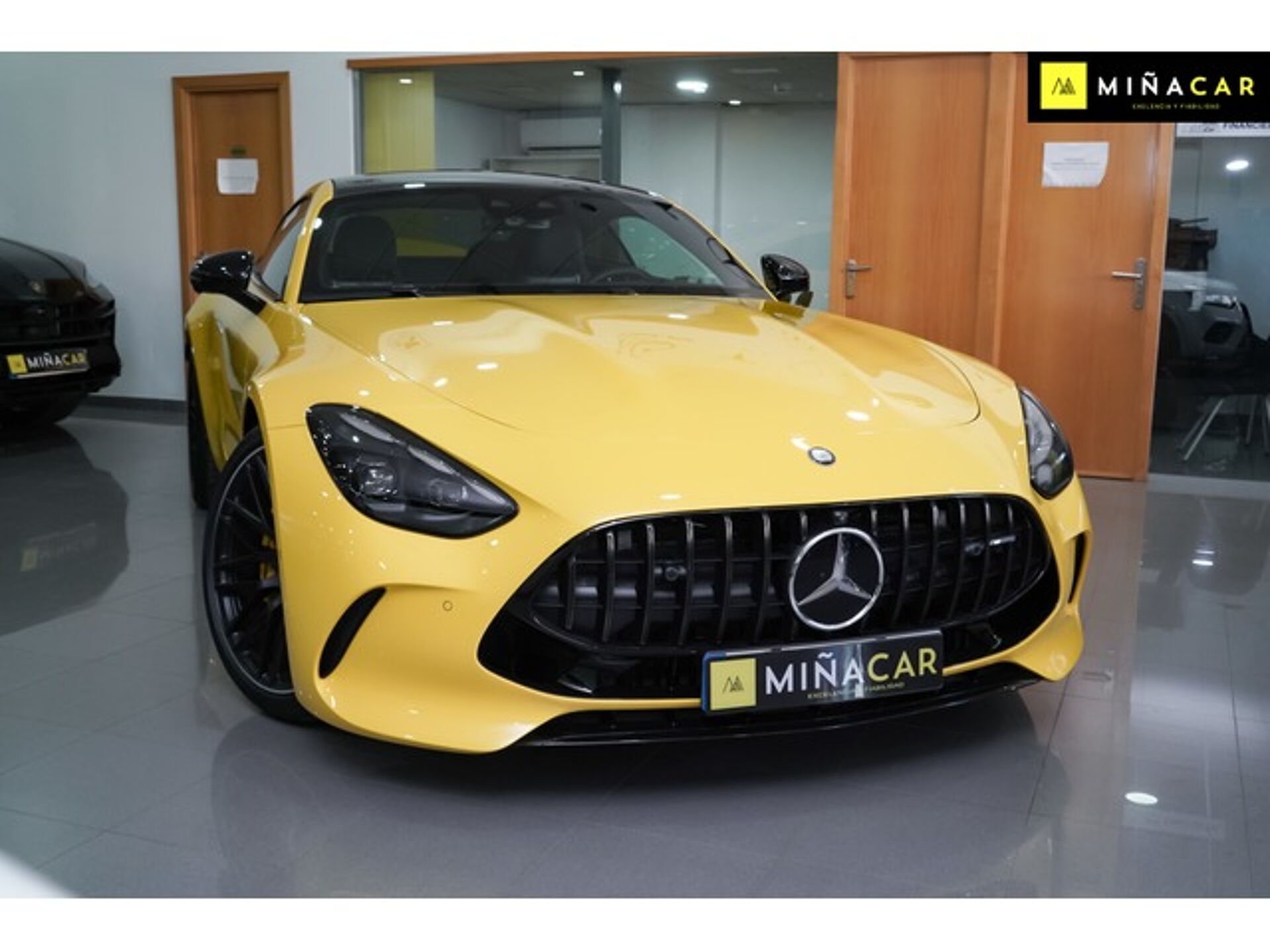Imagen 2 de MERCEDES AMG GT