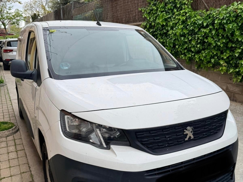 Foto del PEUGEOT Partner 1.6BlueHDI S&S Pro Standard 600kg 100
