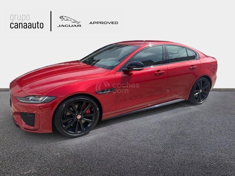 Foto del JAGUAR XE 2.0 I4 R-Dynamic Black RWD Aut. 250