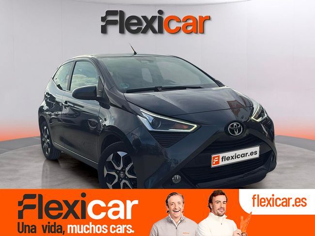 TOYOTA Aygo (1.0 70 x-play) en Madrid