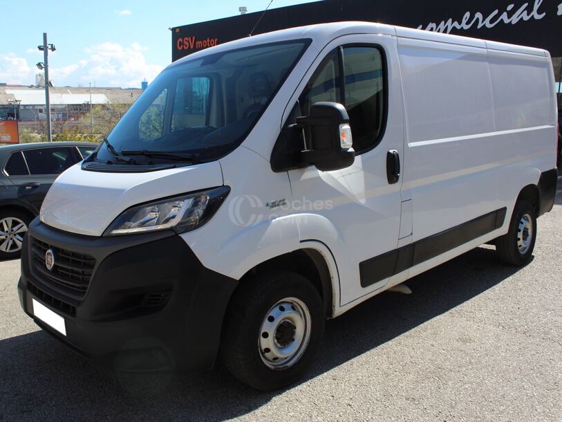 Foto del FIAT Ducato Maxi Plancher 35 3.0 GNC L2 H1