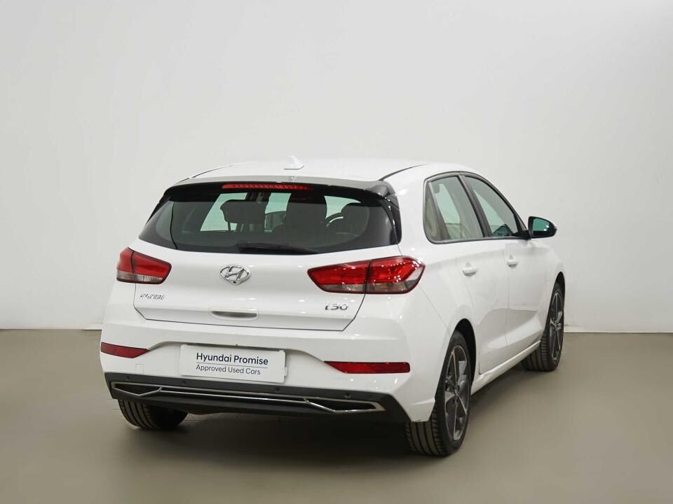 Foto del HYUNDAI i30 1.5 DPI Klass SLX 110