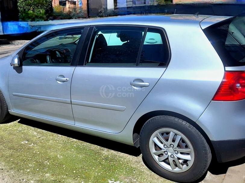 Foto del VOLKSWAGEN Golf 1.9TDI Trendline 4Motion 105