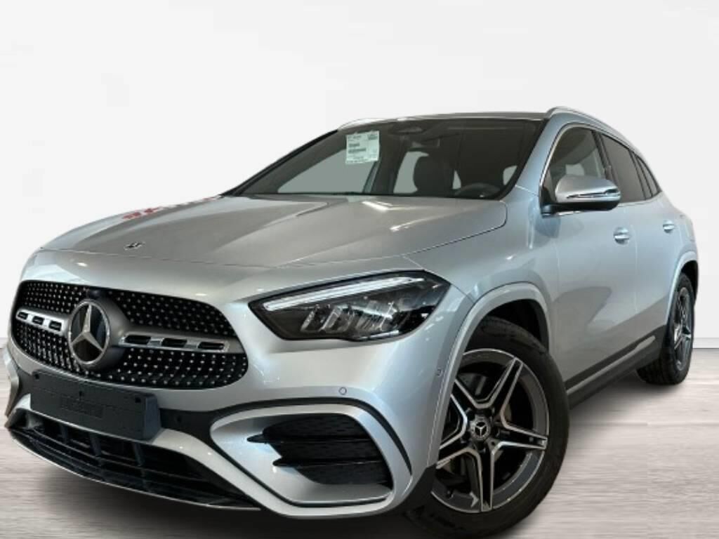 MERCEDES Clase GLA (GLA 200 D) en Jaén