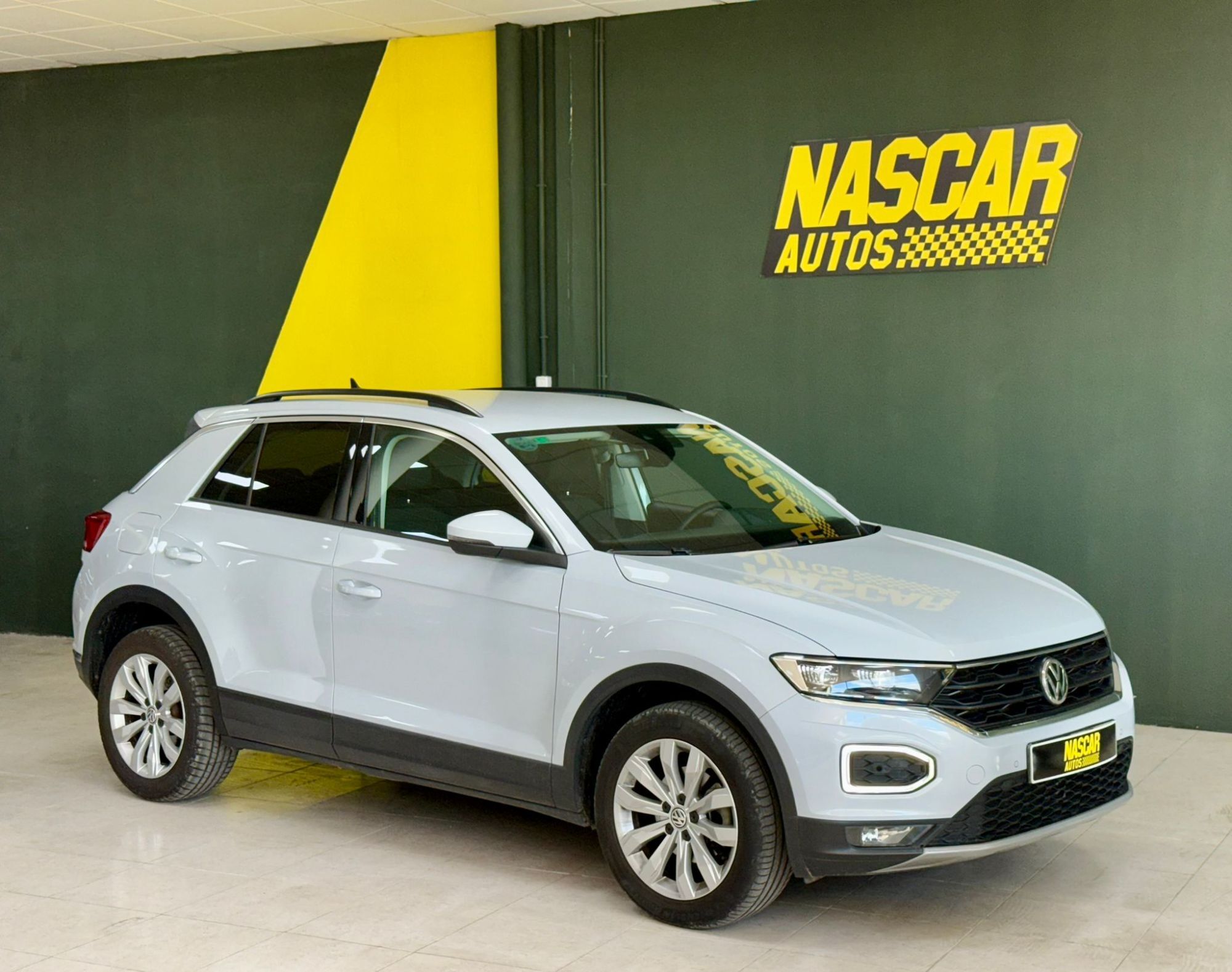 VOLKSWAGEN T-Roc (1.5 TSI Advance Style) en Valencia