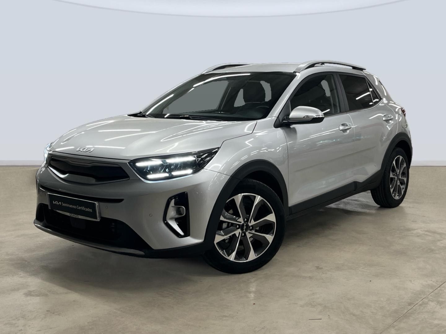 KIA Stonic (1.0 T-GDi MHEV Style Edition 74 kW (100 CV)) en Barcelona