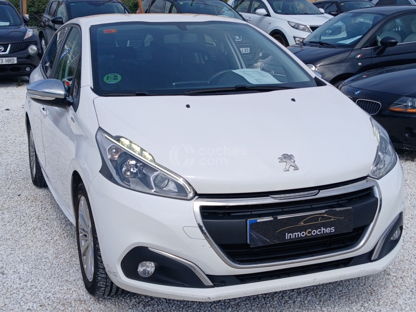 Foto del PEUGEOT 208 1.2 PureTech Style 82