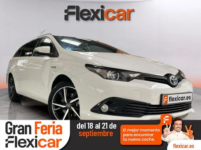 TOYOTA Auris (1.8 140H Feel! Edition Touring Spo) en Girona